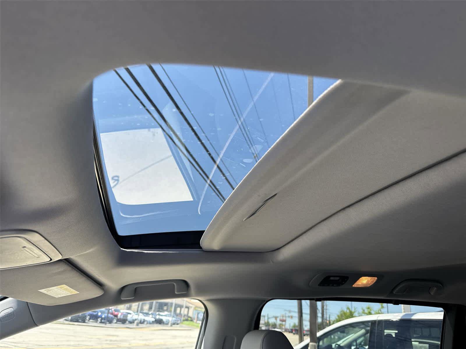 Used 2024 Honda Odyssey EX-L image 15