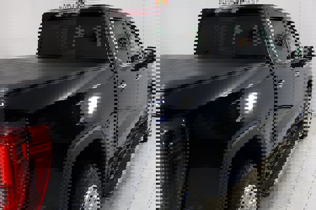 Used 2022 GMC Sierra 1500 Denali image 42