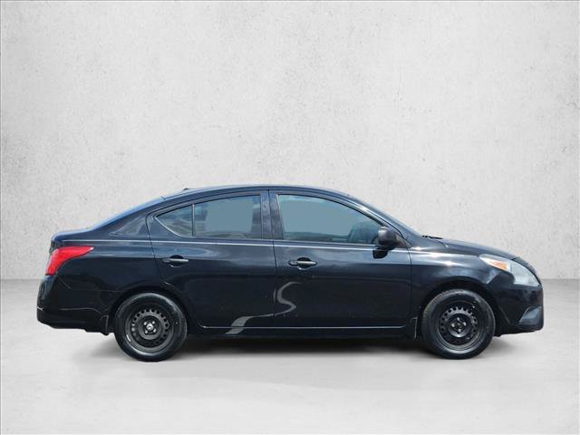 Used 2015 Nissan Versa S FWD image 9