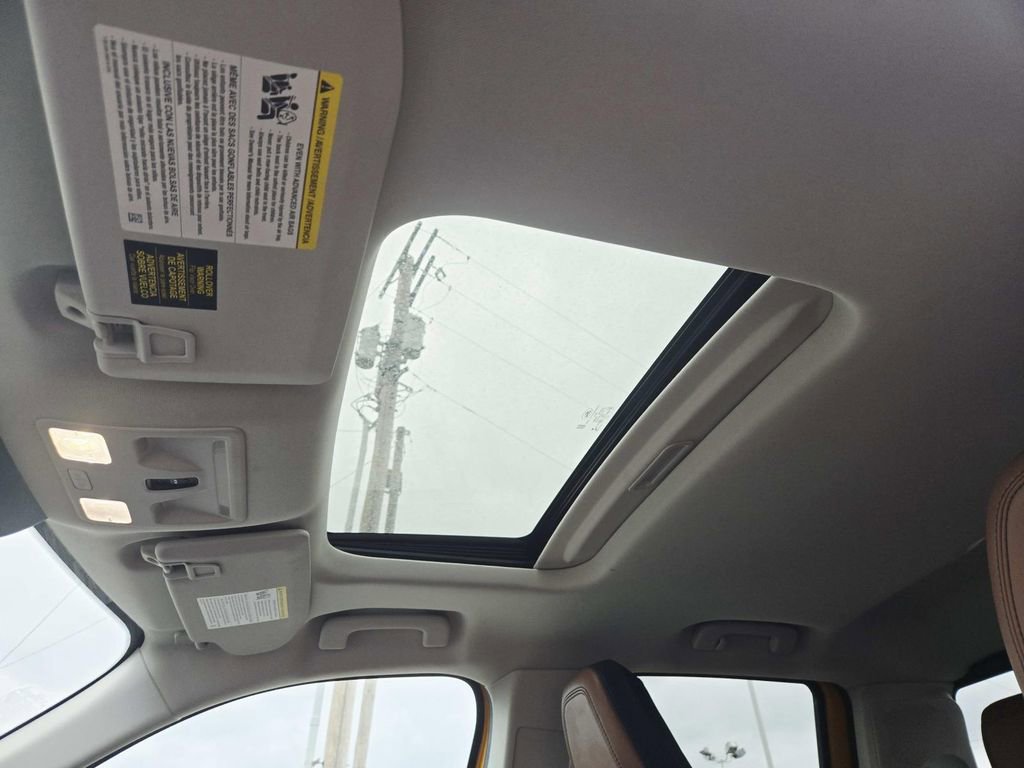 Used 2023 Ford Maverick Lariat w/ Lariat Luxury Package image 9