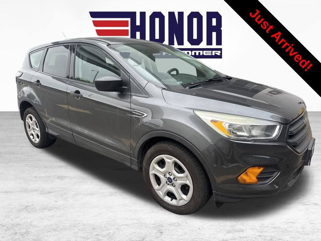 Used 2017 Ford Escape S FWD image 1