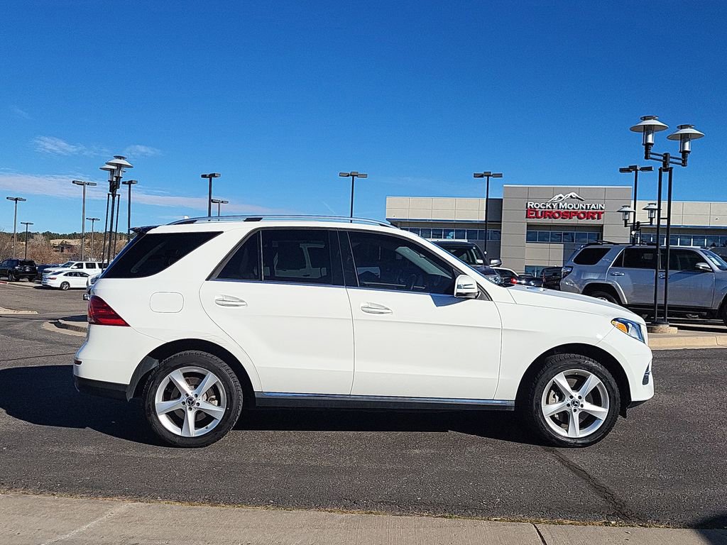 Used 2019 Mercedes-Benz GLE 400 4MATIC image 3