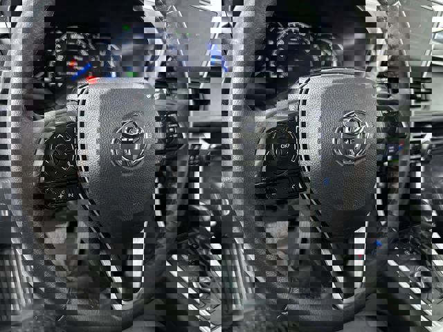 Used 2023 Toyota RAV4 SE AWD/4WD image 11