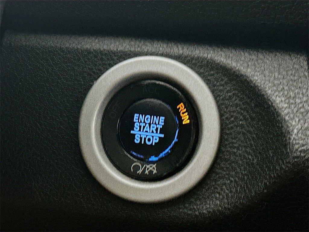 Used 2017 RAM 3500 Laramie Longhorn image 28