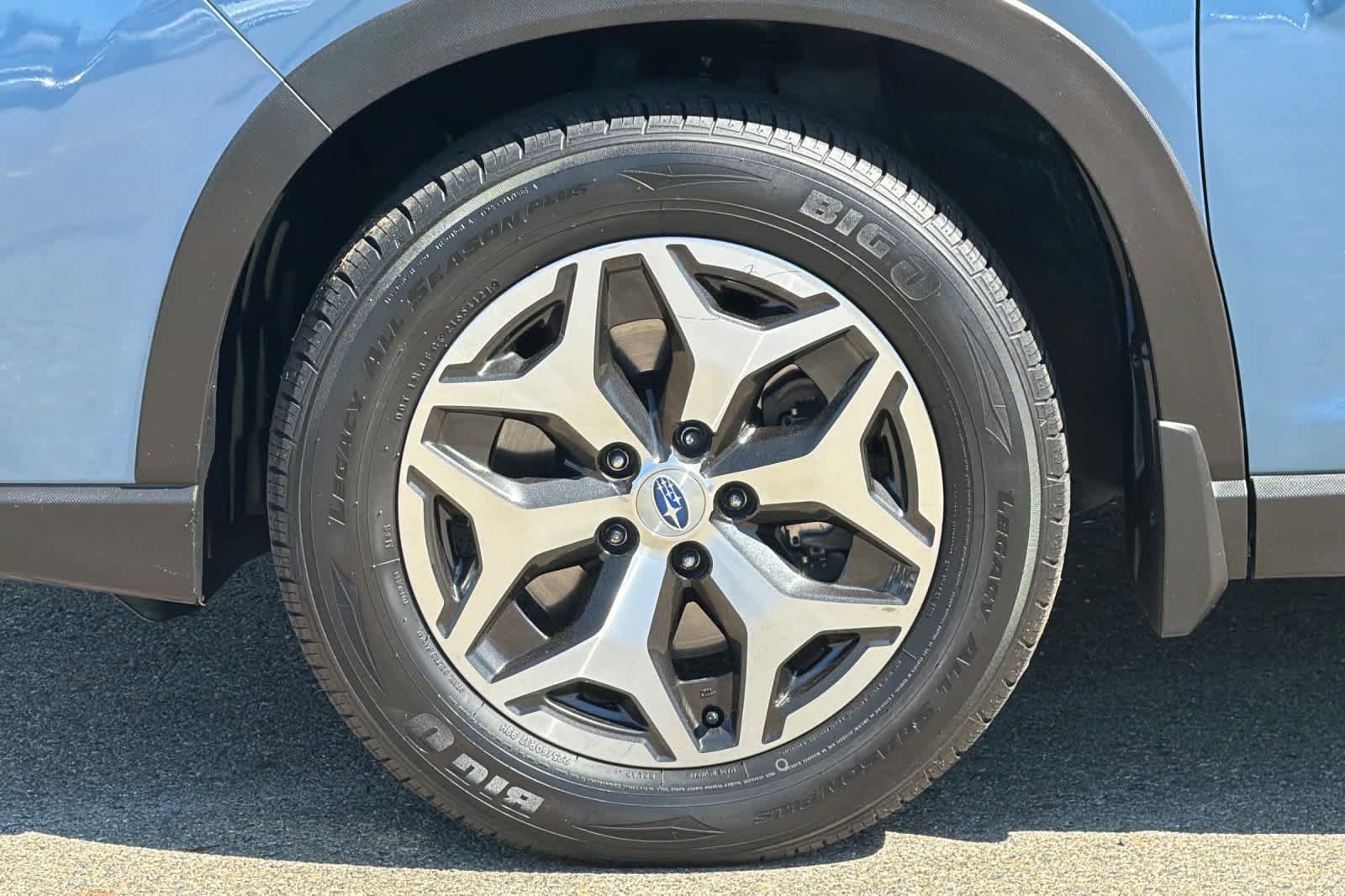Used 2019 Subaru Forester Premium AWD/4WD image 31