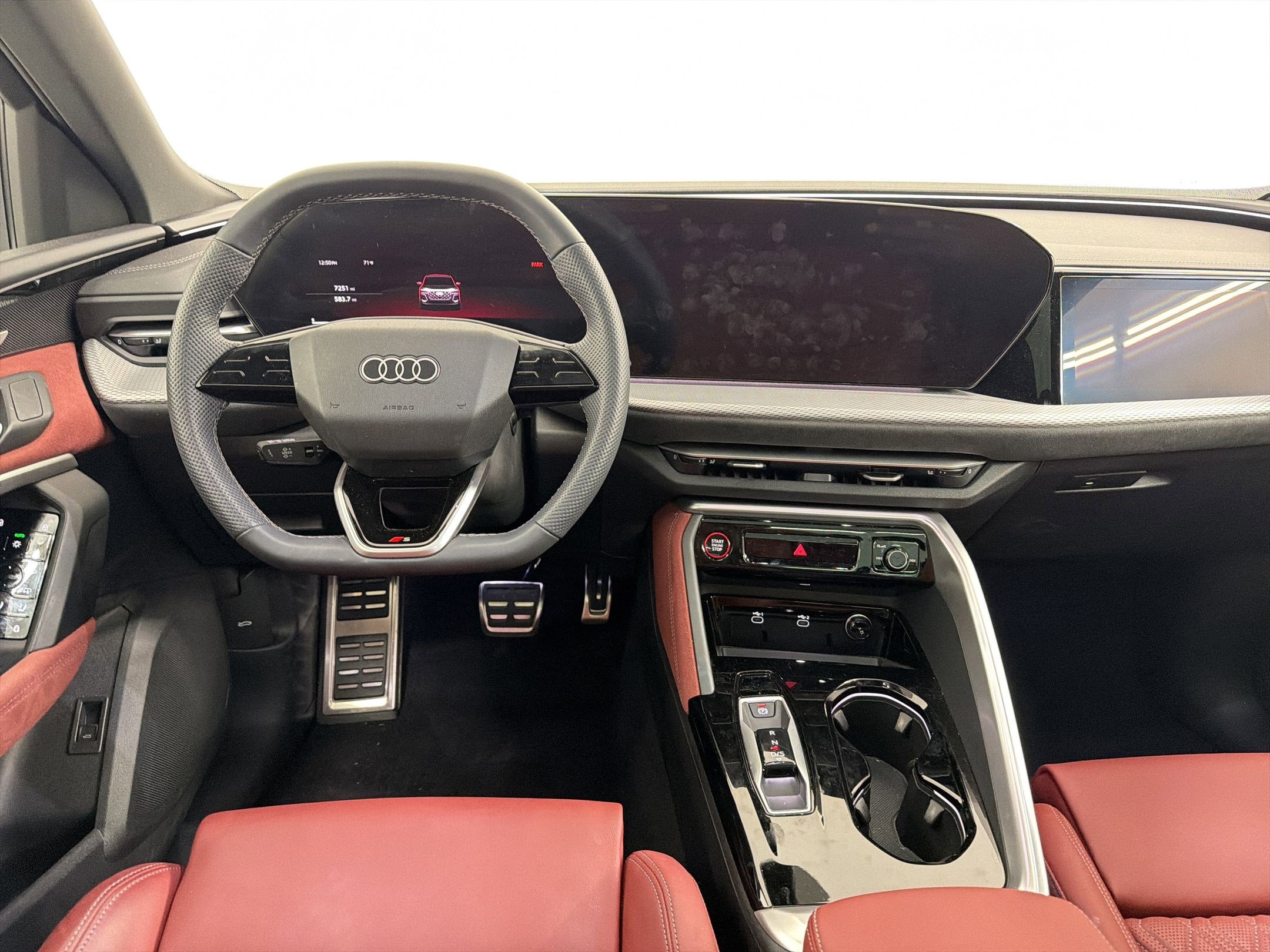 Used 2025 Audi SQ5 Prestige AWD/4WD image 24