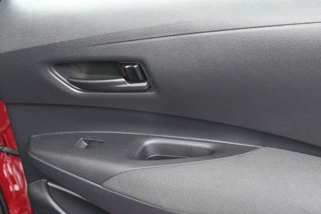 Used 2025 Toyota Corolla LE FWD image 31
