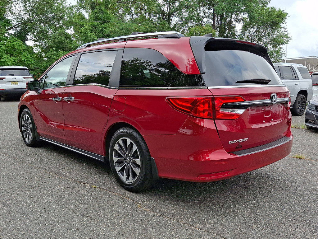 Used 2024 Honda Odyssey EX-L image 3