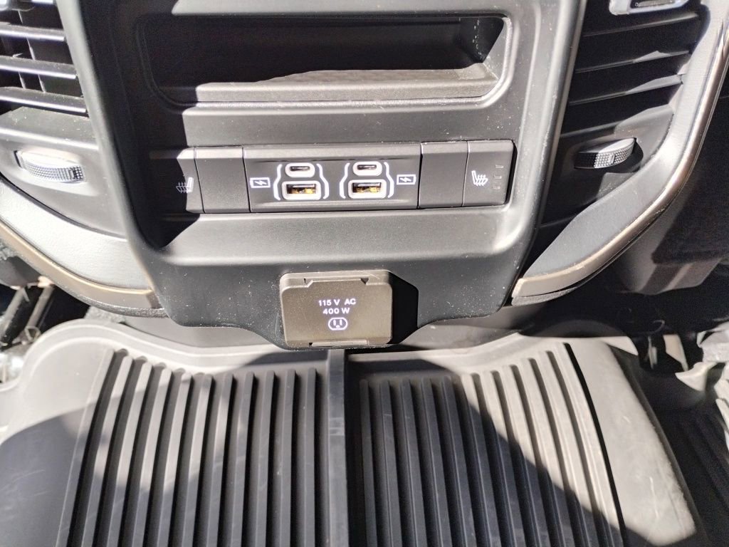 Used 2024 RAM 3500 Limited w/ Safety Group image 22