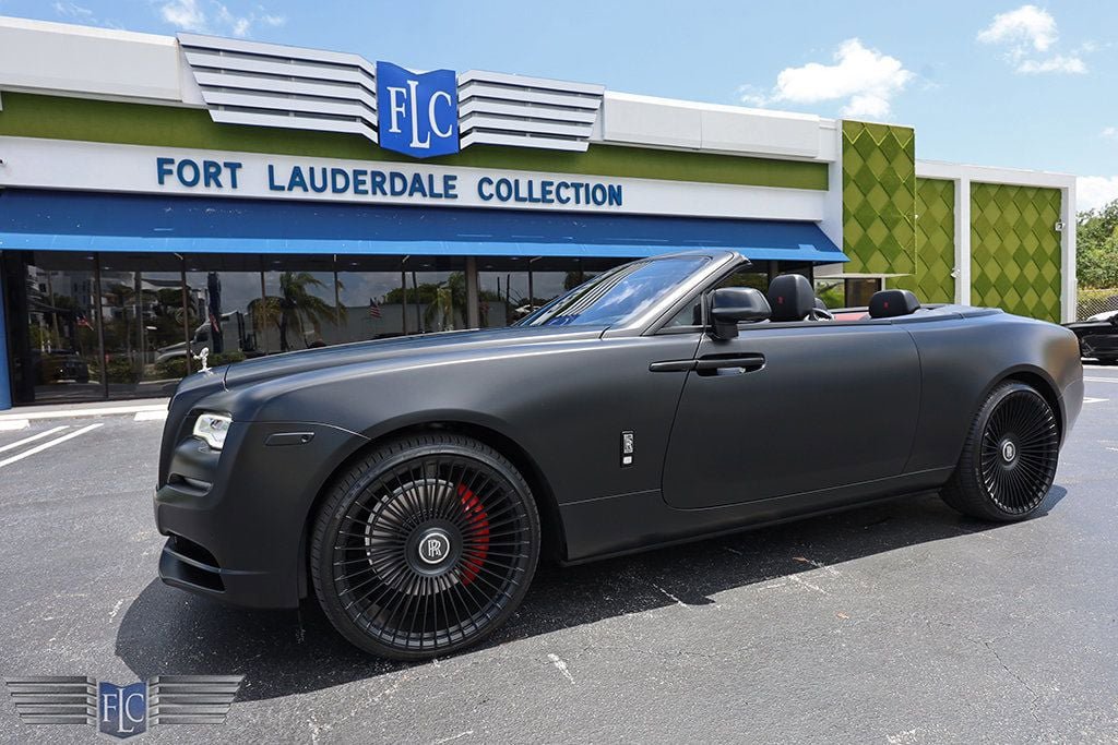 Used 2021 Rolls-Royce Dawn image 1