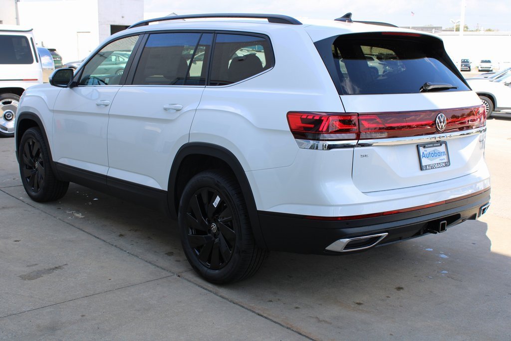 New 2026 Volkswagen Atlas SE image 4