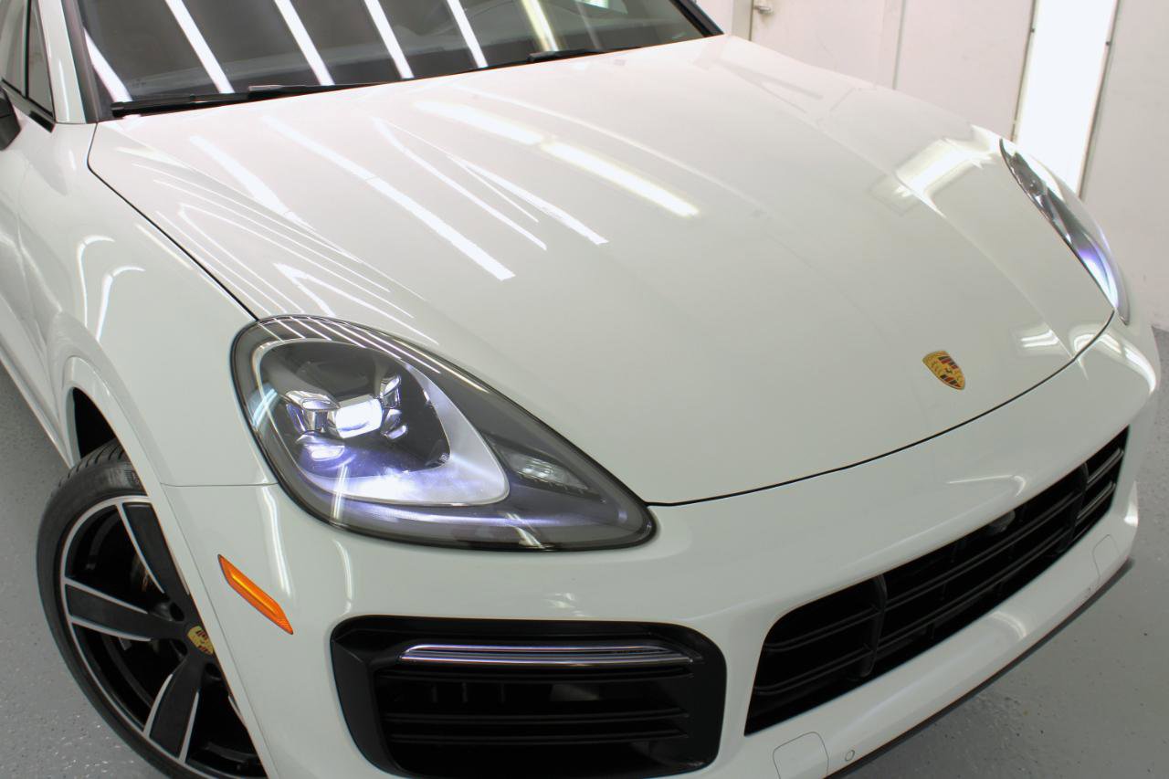 Used 2021 Porsche Cayenne image 18