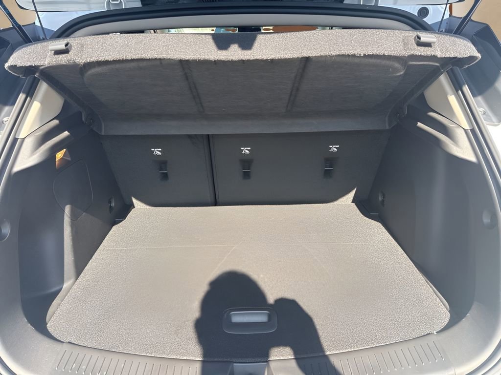 Used 2024 Buick Encore GX Sport Touring w/ Comfort Package image 10