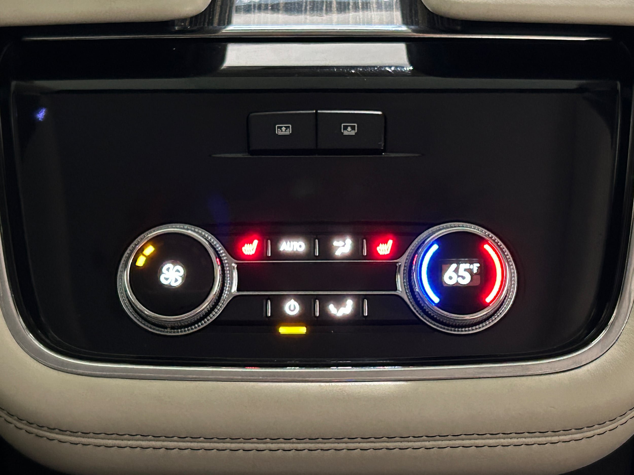 Used 2019 Lincoln Navigator L Black Label AWD/4WD image 32