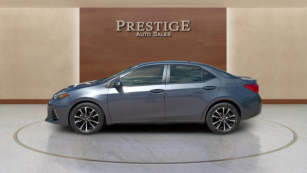 Used 2019 Toyota Corolla SE FWD image 2