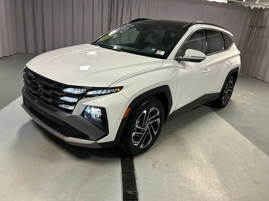 Used 2025 Hyundai Tucson Limited image 3