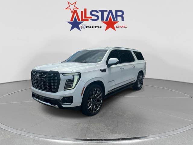 Used 2025 GMC Yukon XL Denali Ultimate AWD/4WD image 3