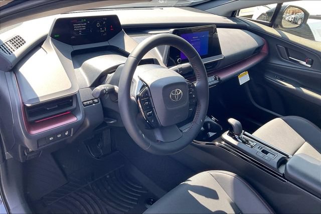 New 2026 Toyota Prius Plug-In Hybrid FWD image 6