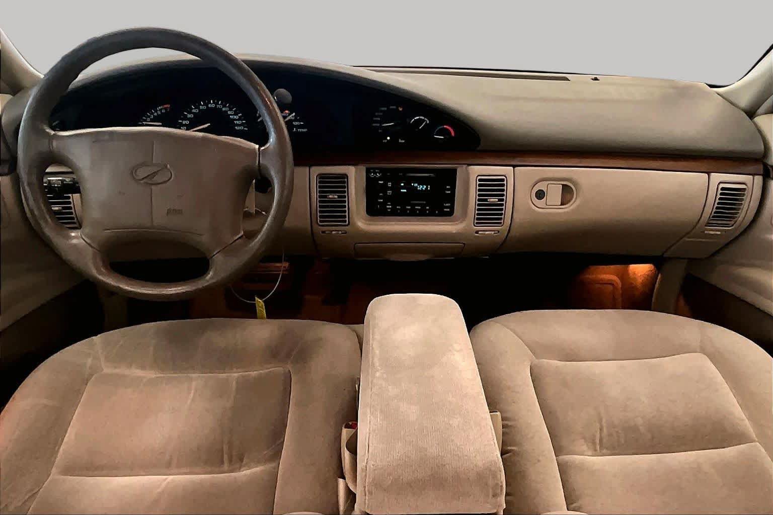 Used 1999 Oldsmobile 88 FWD image 14