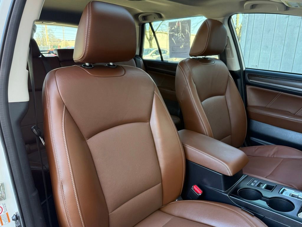 Used 2017 Subaru Outback 3.6R Touring w/ Popular Package #5A image 24