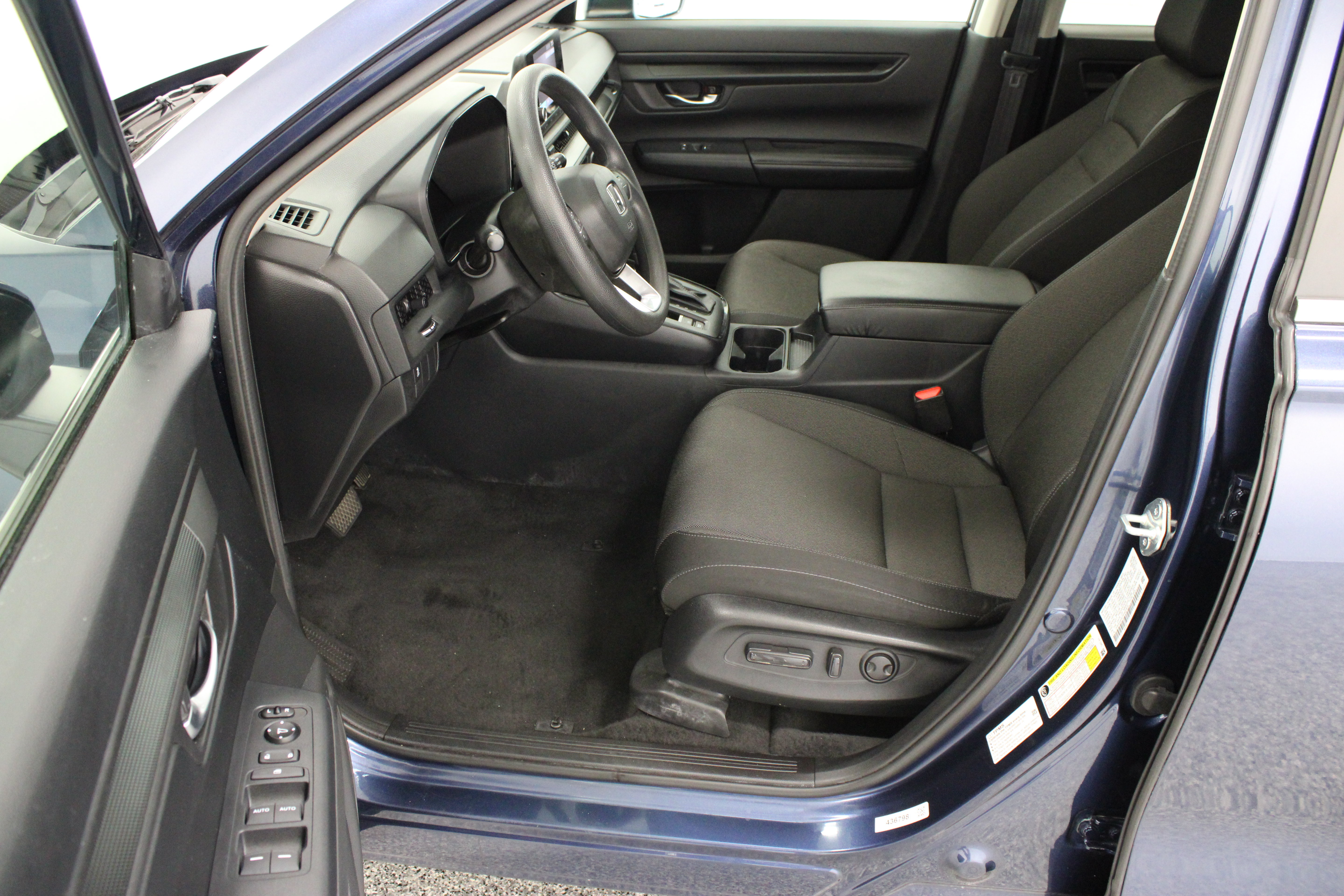 Used 2025 Honda CR-V EX image 14