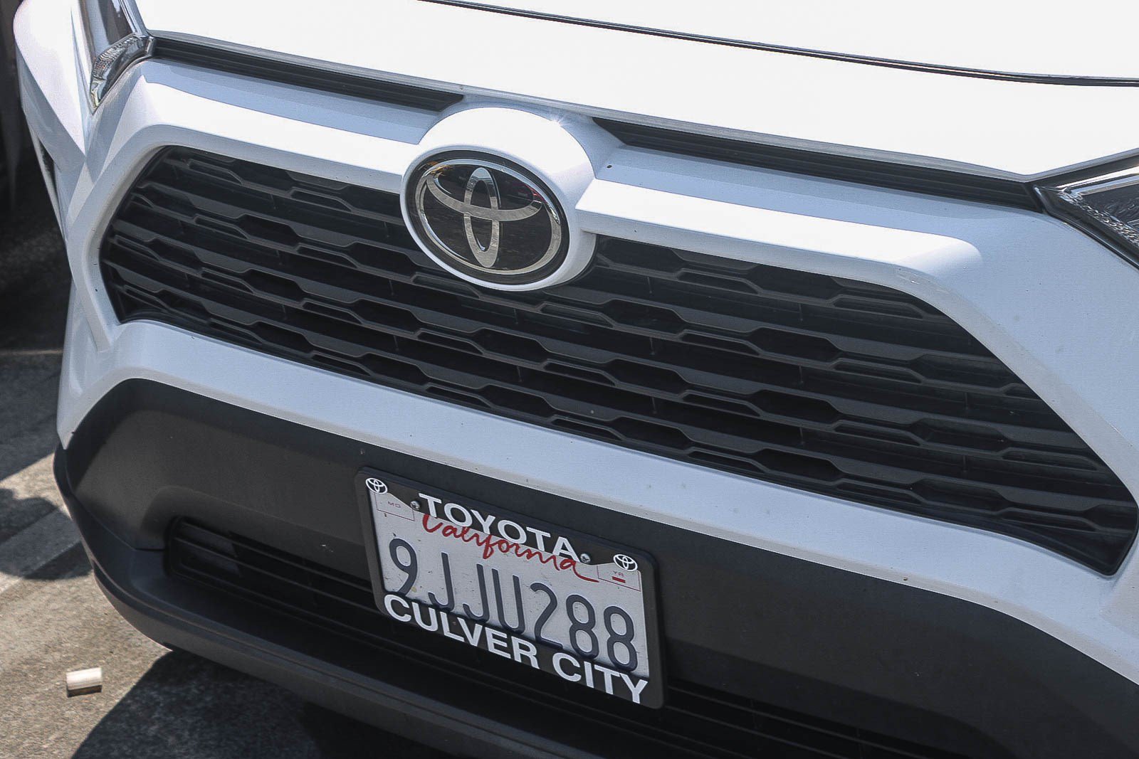 Used 2021 Toyota RAV4 XLE FWD image 7