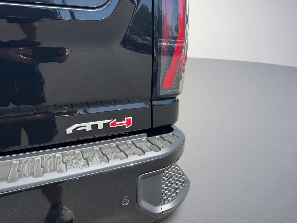 Used 2026 GMC Sierra 2500 AT4 w/ AT4 Premium Plus Package AWD/4WD image 39