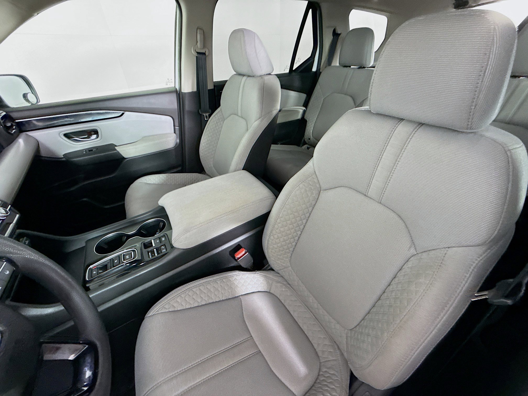 Used 2024 Honda Pilot LX image 24