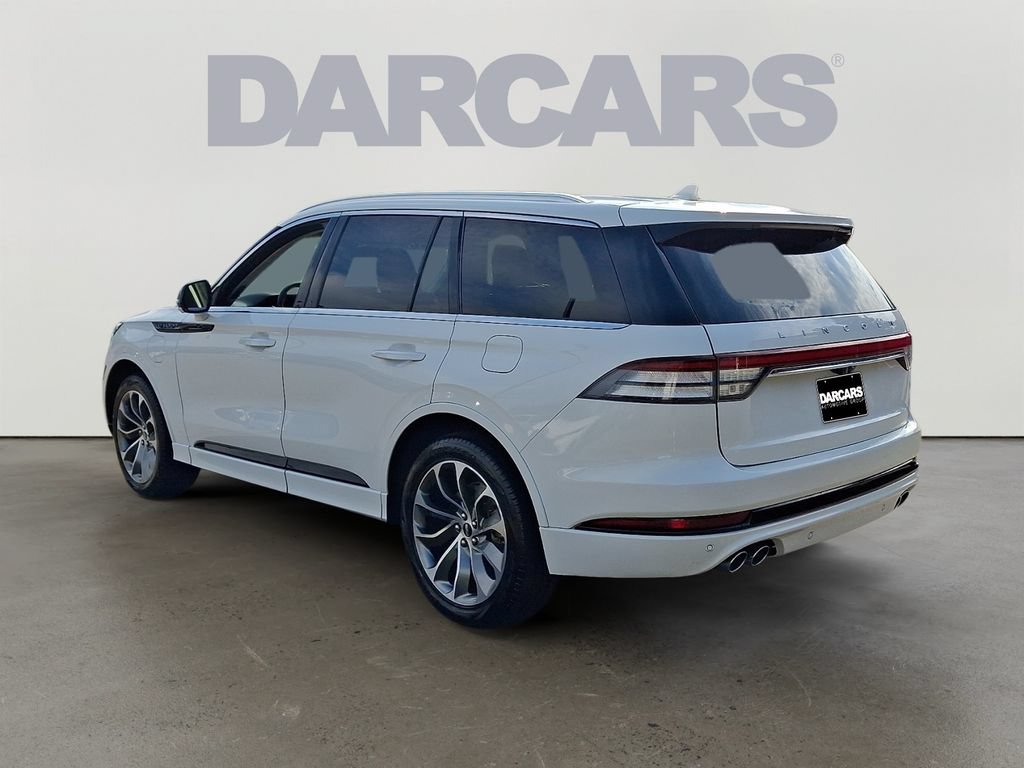 Used 2023 Lincoln Aviator Grand Touring w/ Elements Package Plus AWD/4WD image 4
