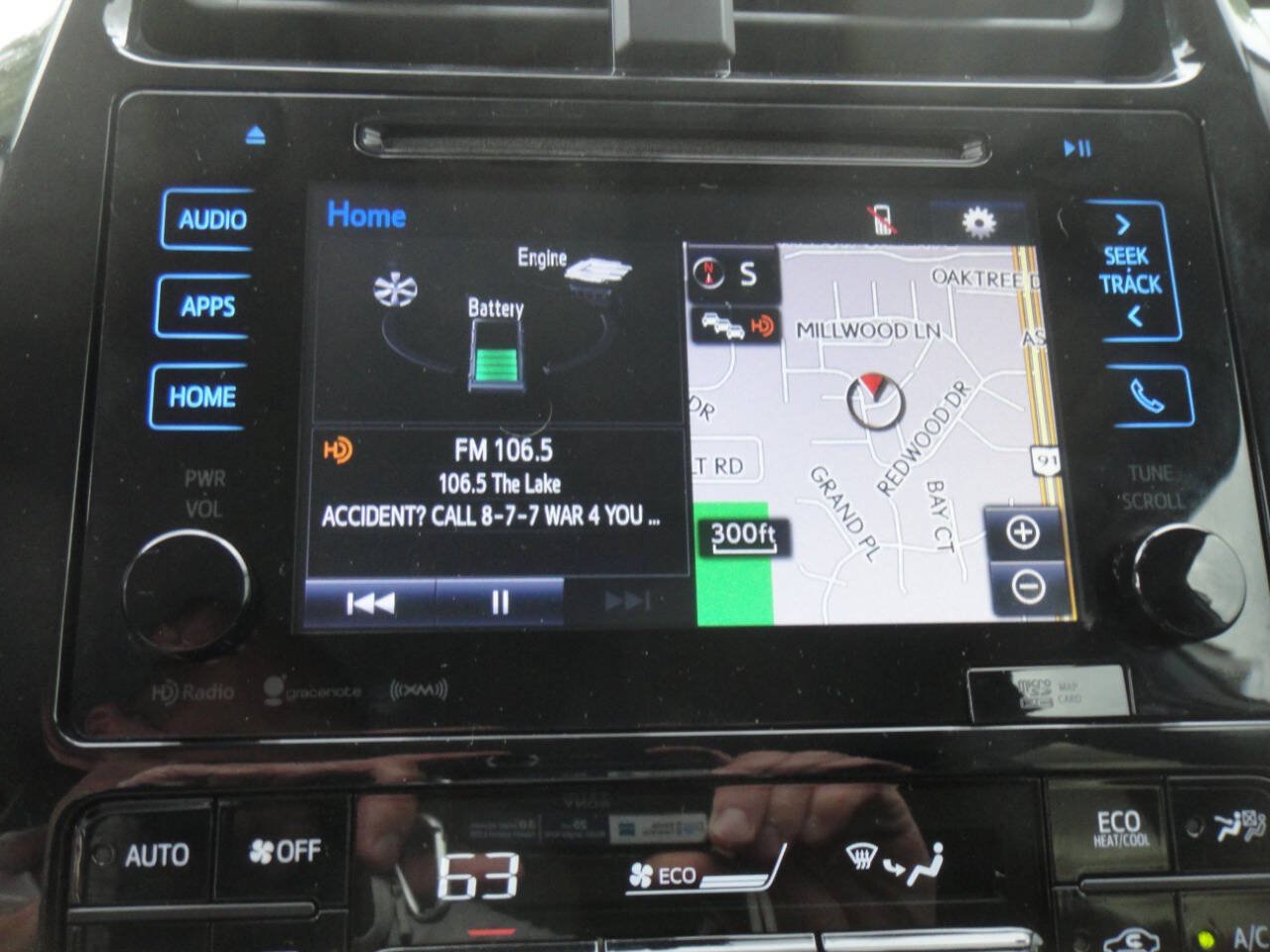 Used 2017 Toyota Prius Four FWD image 12