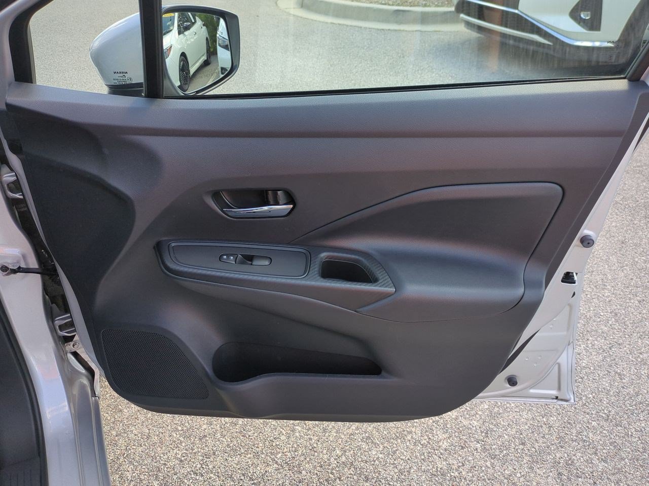 Certified 2025 Nissan Versa SV FWD image 35
