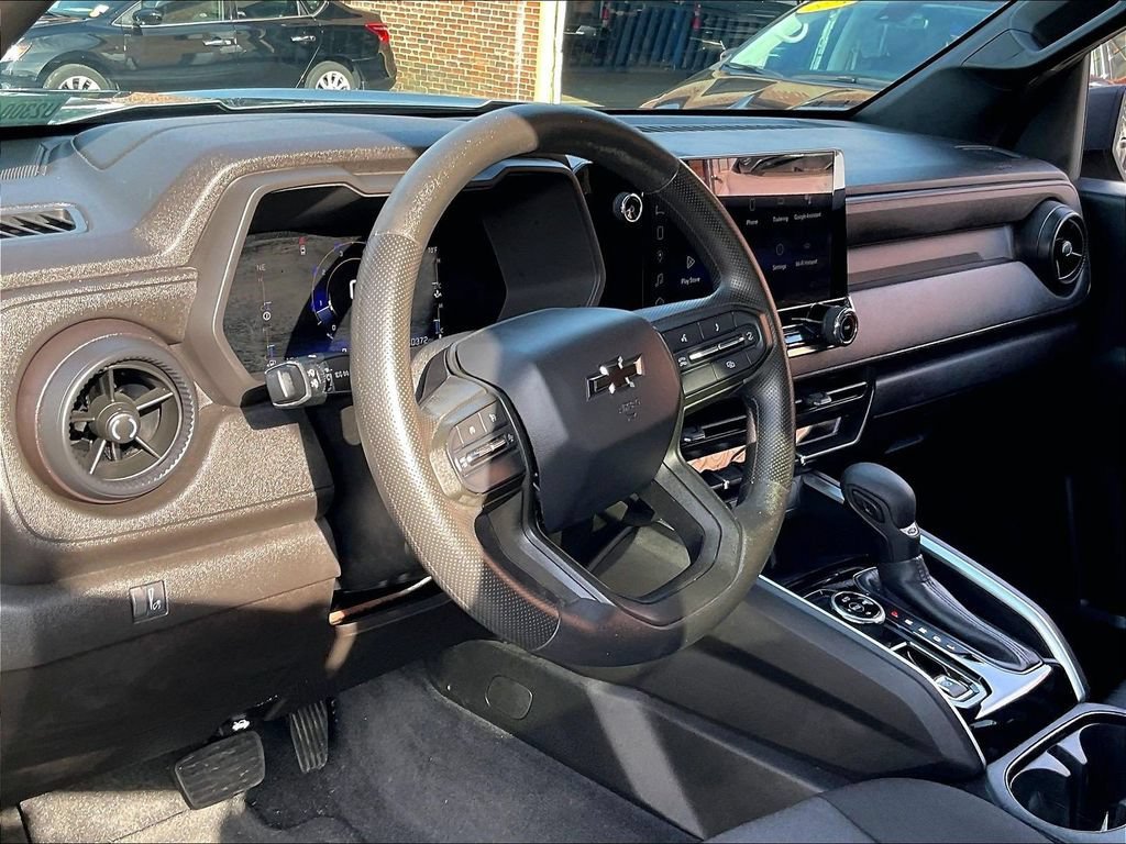 Used 2023 Chevrolet Colorado Trail Boss AWD/4WD image 8