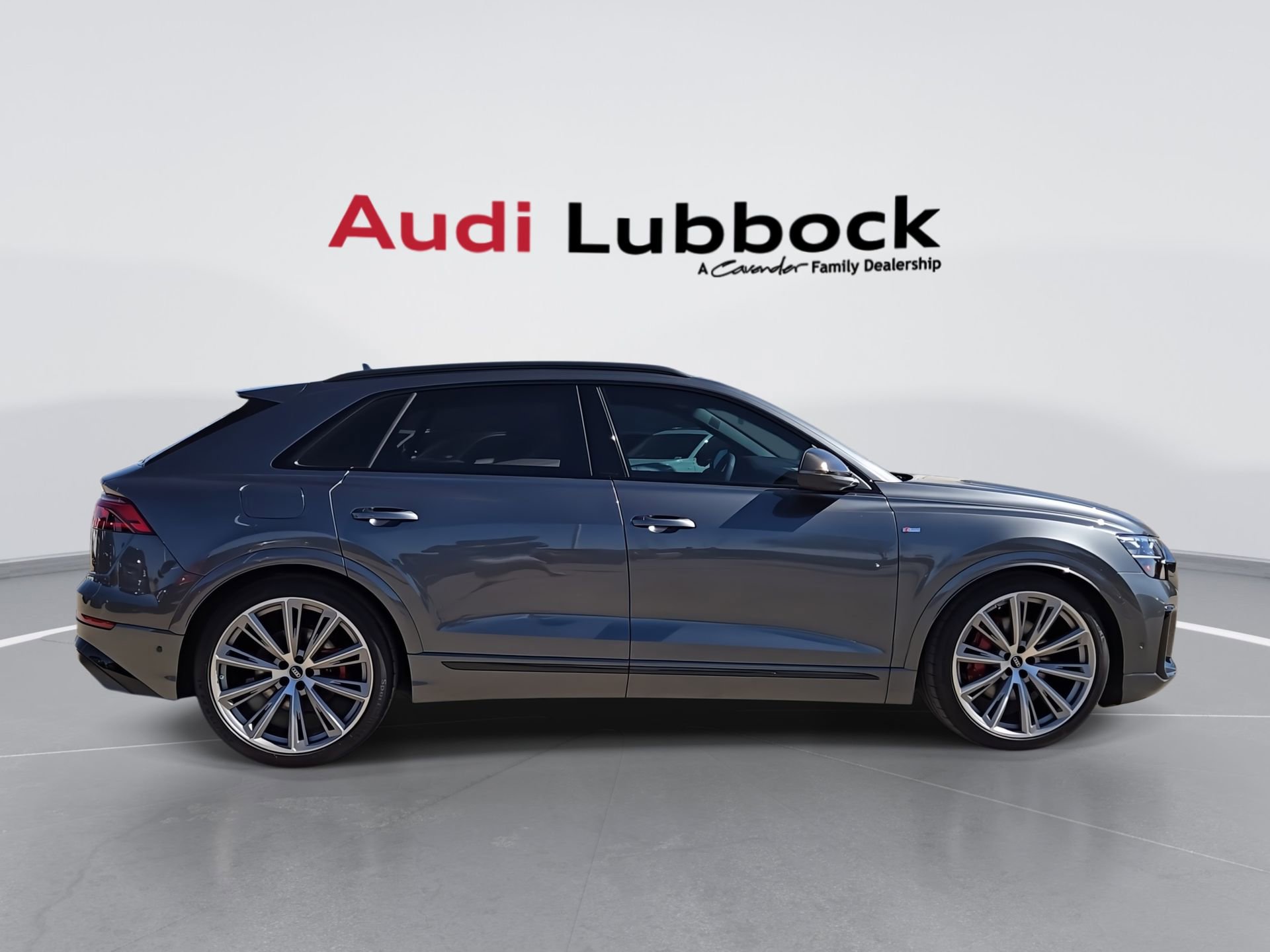 New 2026 Audi Q8 Prestige image 9