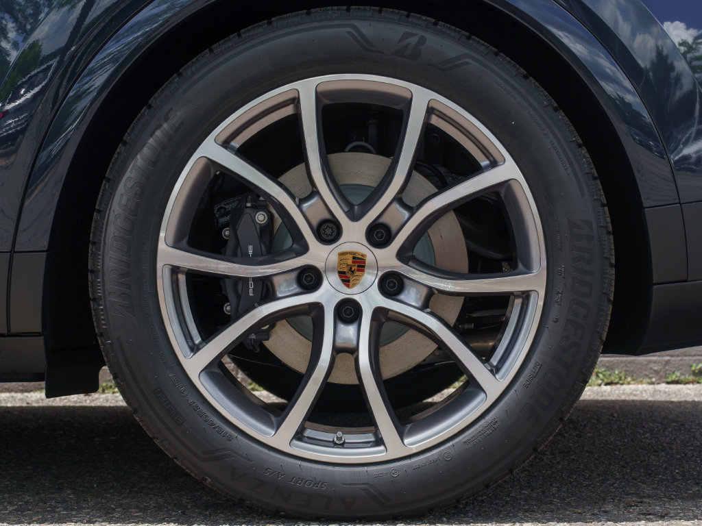 New 2026 Porsche Cayenne E-Hybrid AWD/4WD image 13