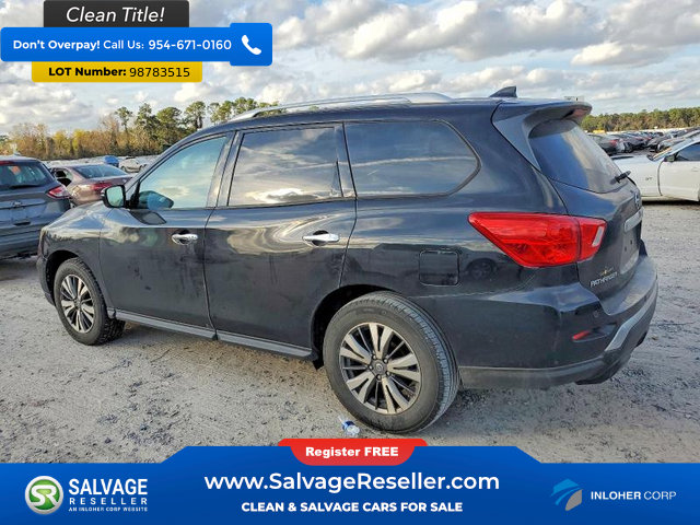 Used 2019 Nissan Pathfinder SV image 3