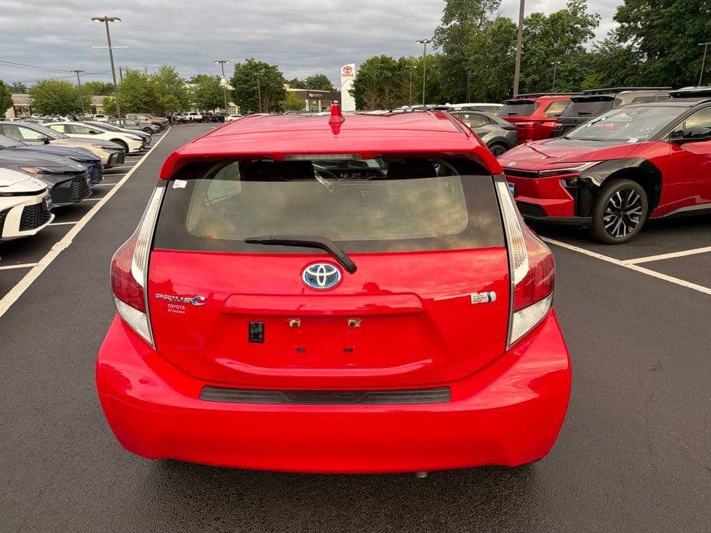Used 2016 Toyota Prius C Two FWD image 7