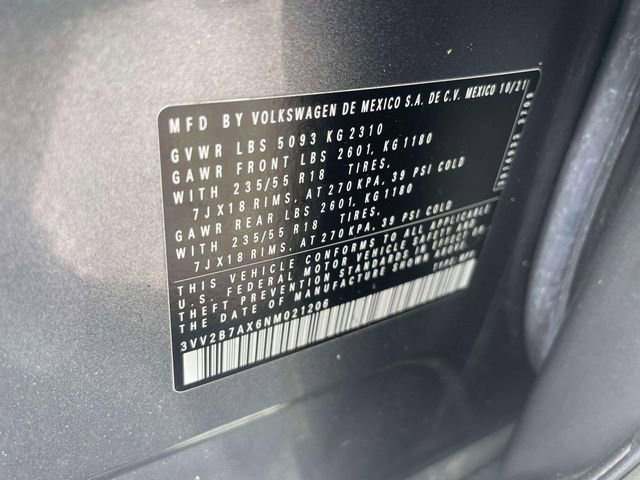 Used 2022 Volkswagen Tiguan SE image 19
