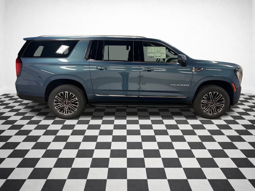 New 2026 GMC Yukon XL Elevation image 2