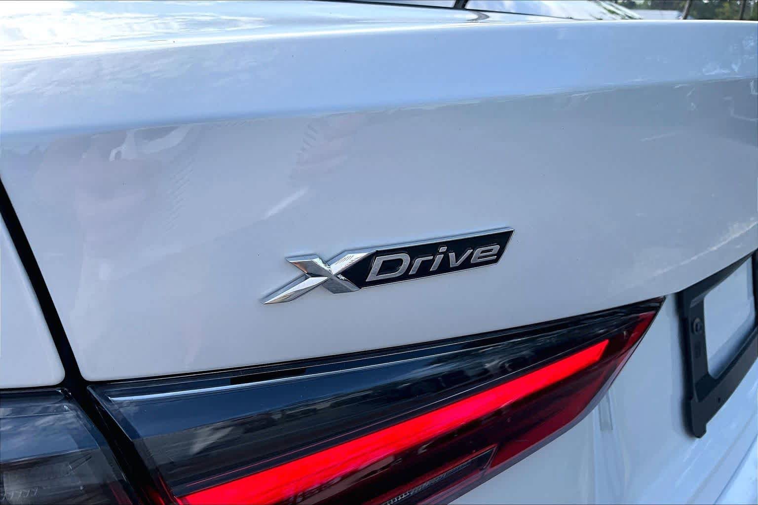 Certified 2025 BMW 430i xDrive AWD/4WD image 10