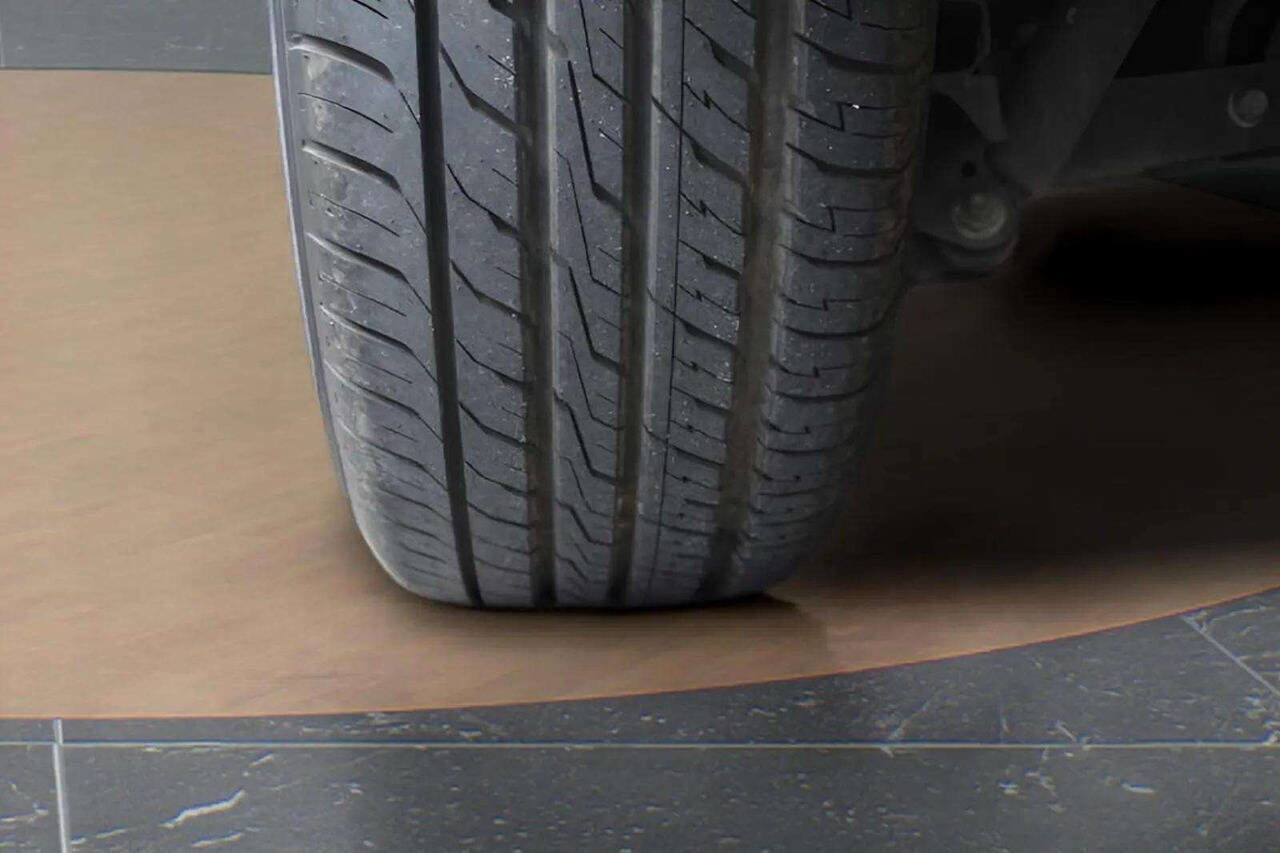 Used 2019 Nissan Rogue SV w/ Premium Package image 31