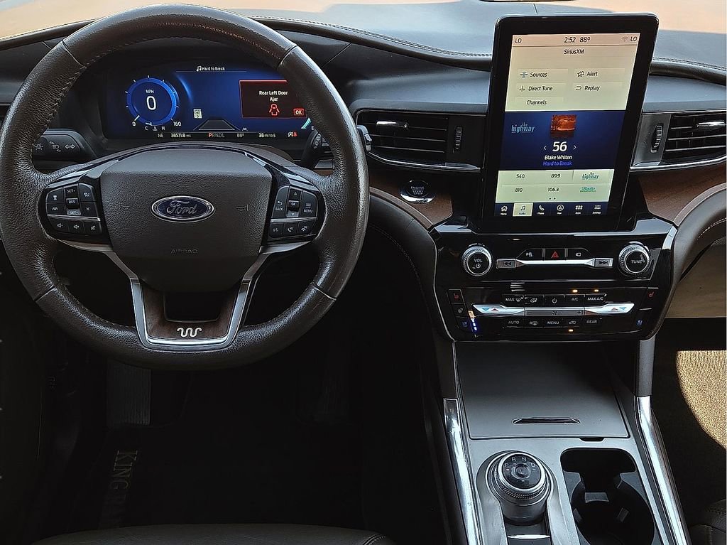 Used 2022 Ford Explorer King Ranch image 12