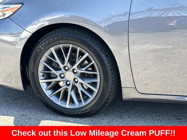 Used 2018 Lexus ES 350 w/ Navigation System Package FWD image 5