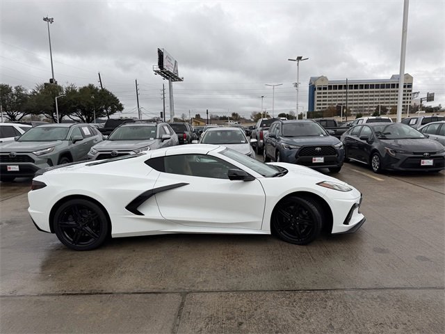 Used 2025 Chevrolet Corvette Stingray image 4