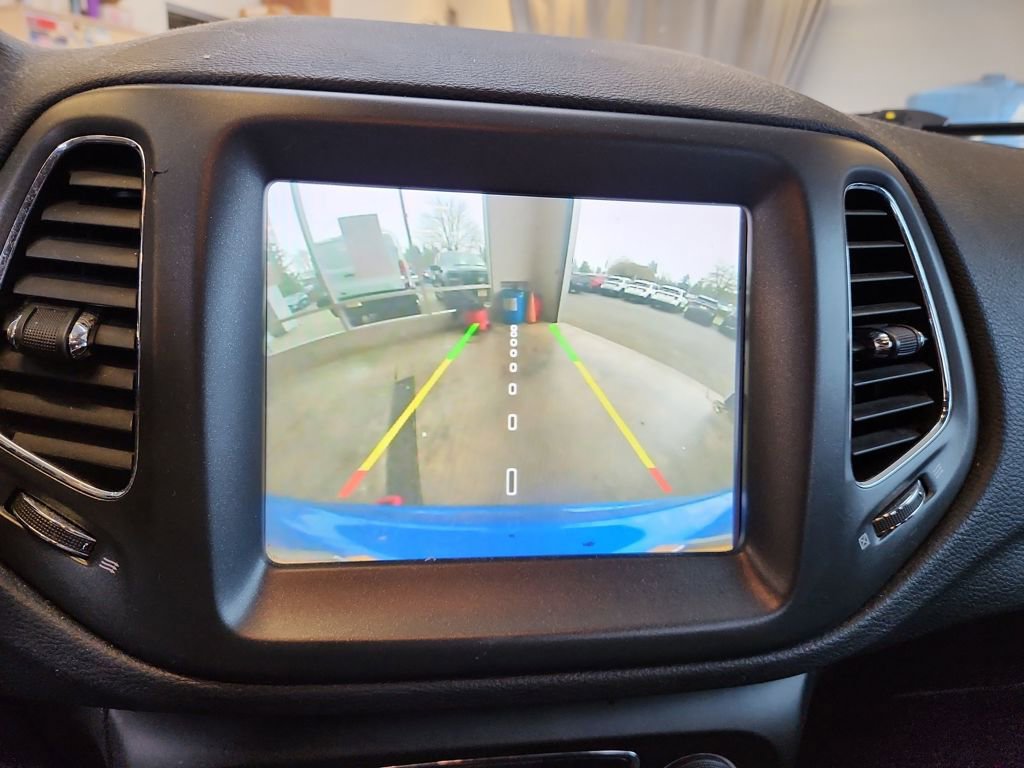 Used 2021 Jeep Compass Trailhawk w/ Convenience Group image 28