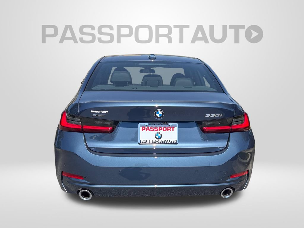 New 2026 BMW 330i xDrive Sedan w/ Premium Package AWD/4WD image 5