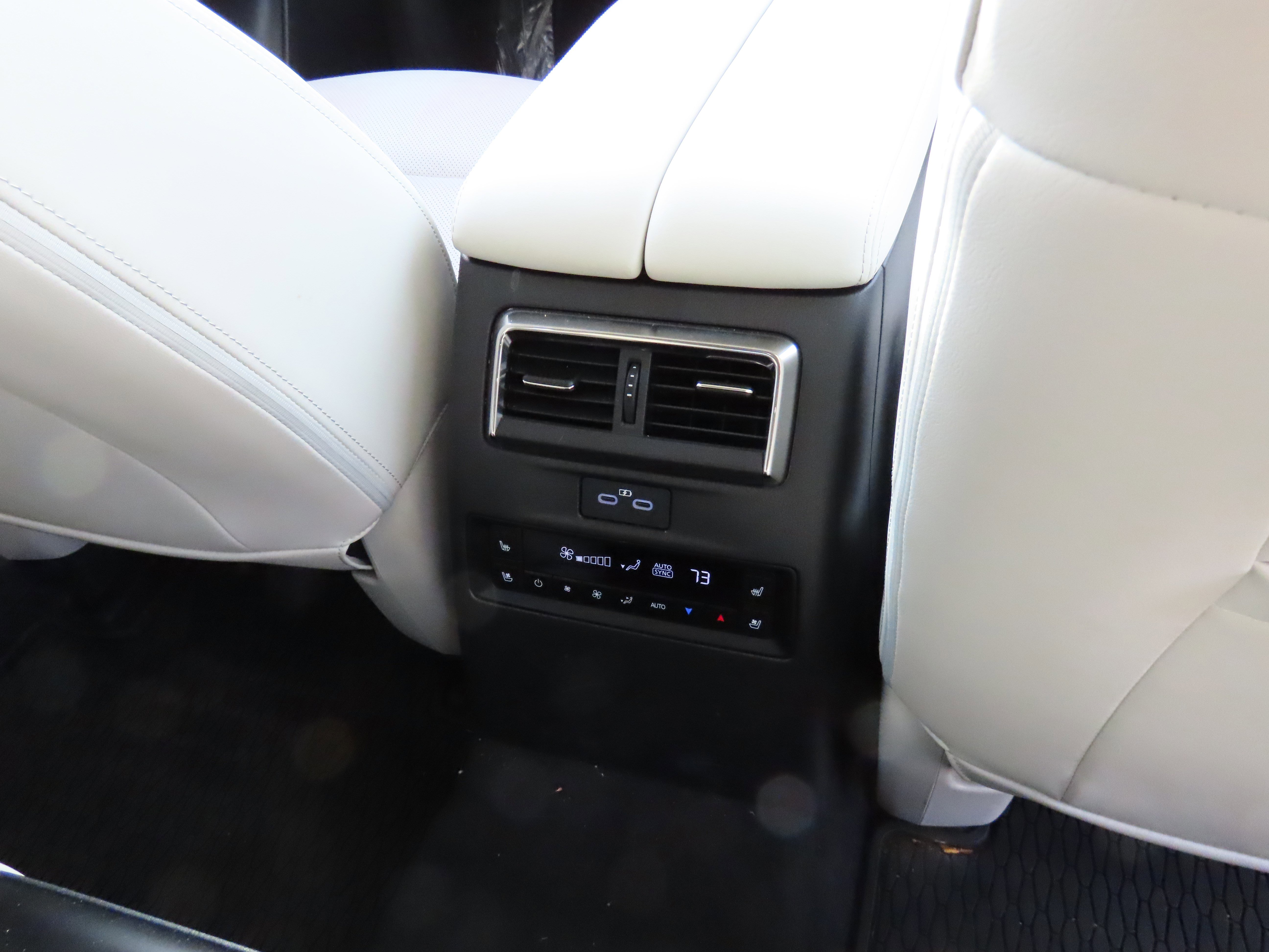 Certified 2025 MAZDA CX-90 3.3 Turbo S w/ Premium Plus image 15