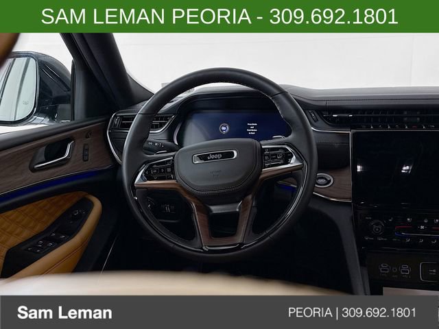New 2025 Jeep Grand Cherokee Summit w/ Obsidian Package image 11