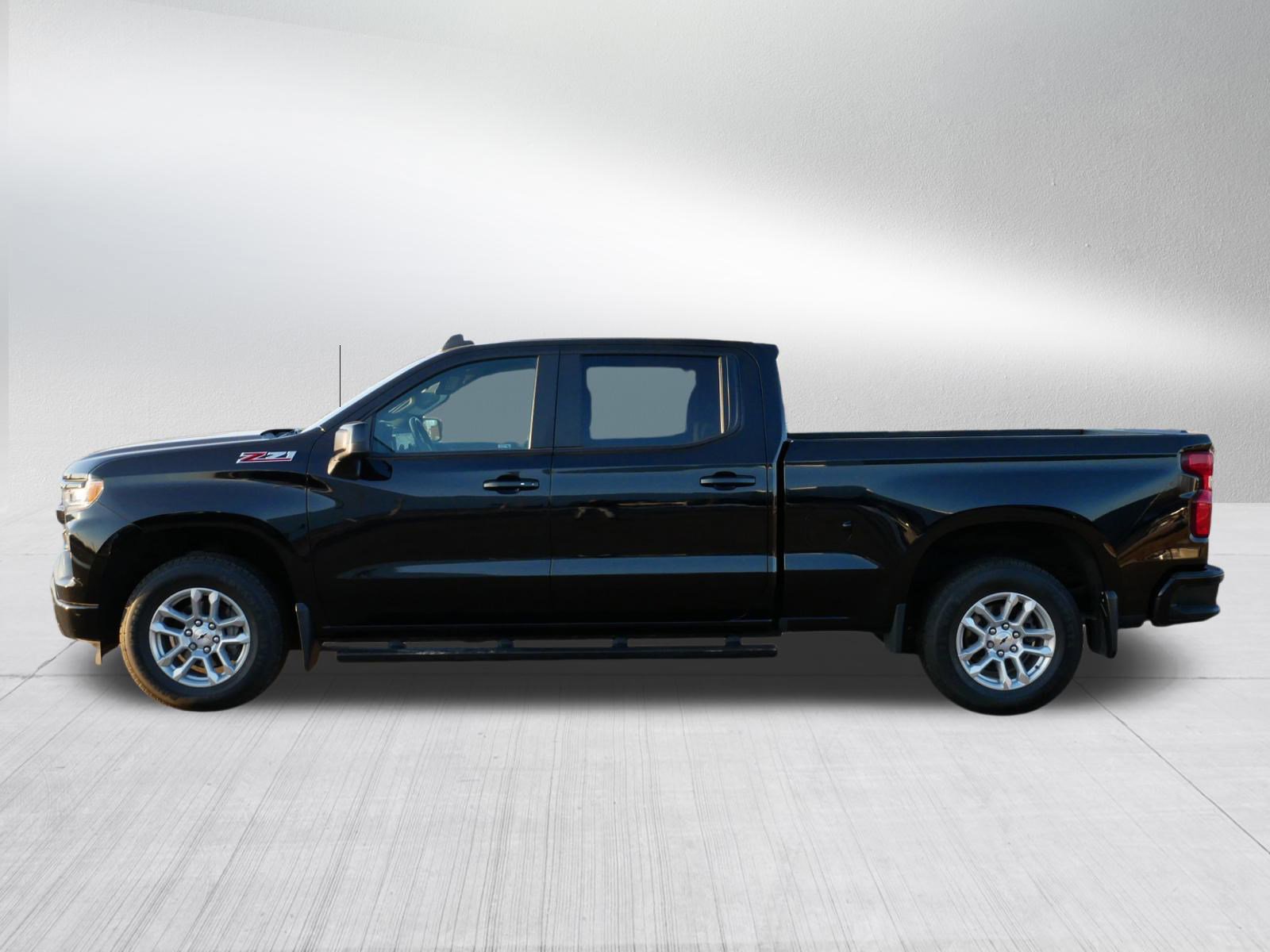 Used 2022 Chevrolet Silverado 1500 RST w/ Z71 Off-Road Package image 4