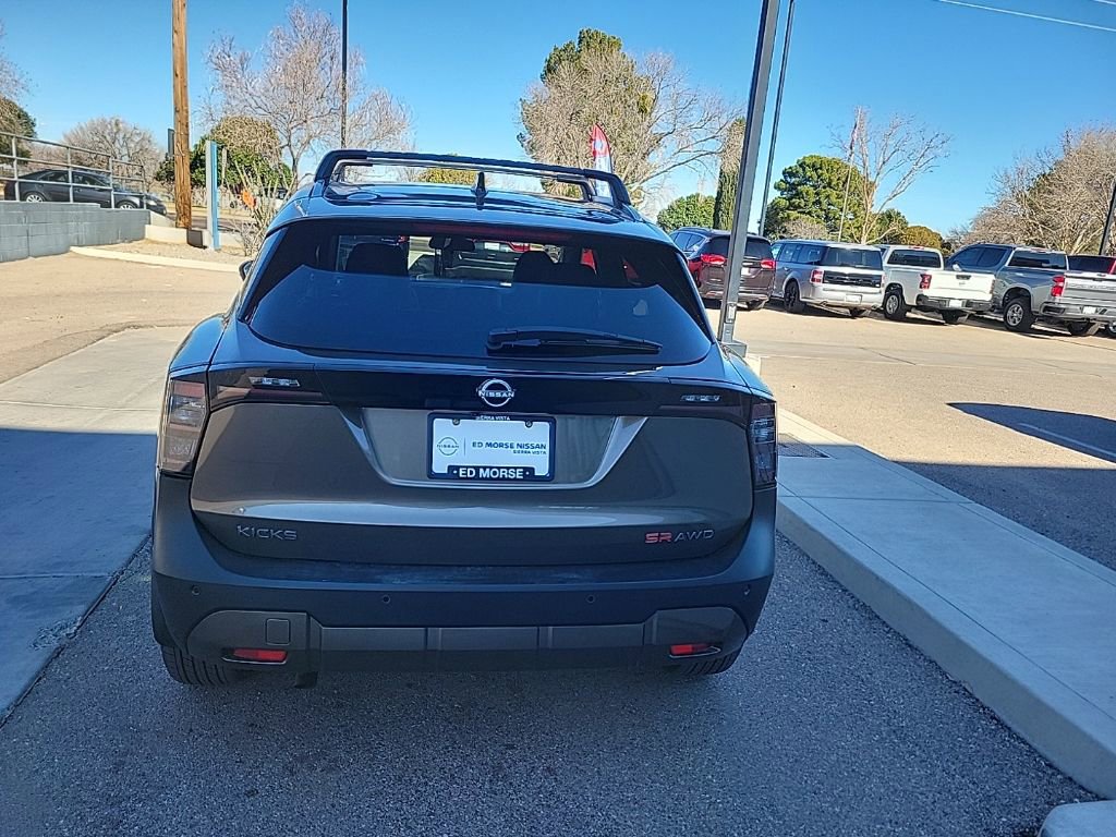New 2026 Nissan Kicks SR w/ Cold Weather Package image 6