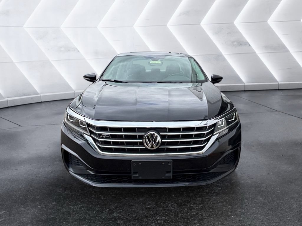 Used 2020 Volkswagen Passat 2.0T R-Line FWD image 2
